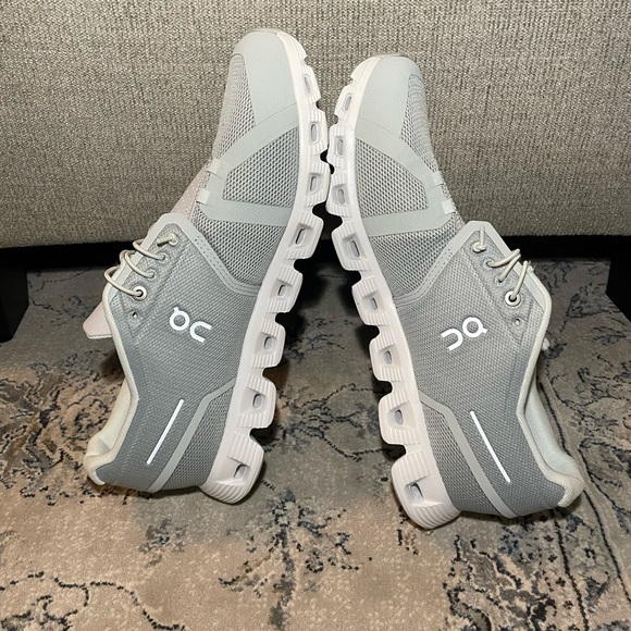 On Cloud 5 Glacier Runnings Shoes - Picture 11 of 11